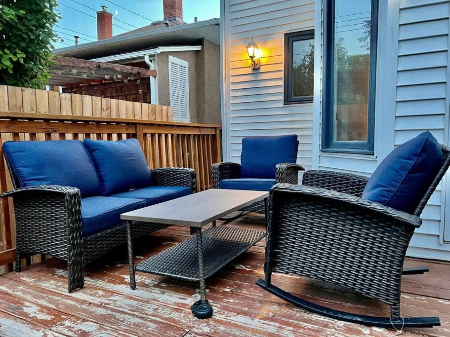 Crescent Heights Majesty Villa YYC Eksteriør billede